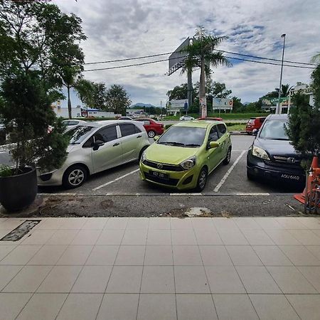 Highway Budget Hotel Ipoh Exteriör bild