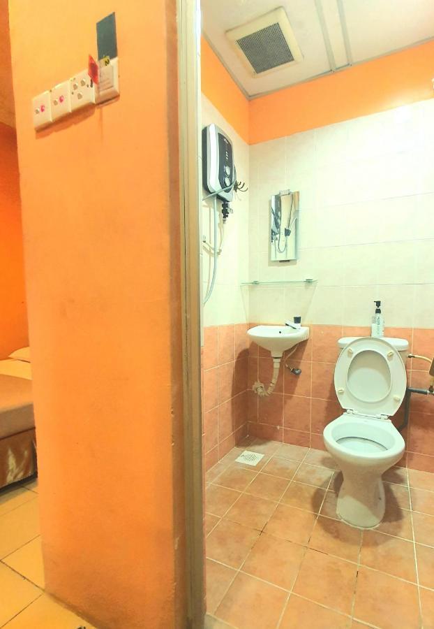 Highway Budget Hotel Ipoh Exteriör bild