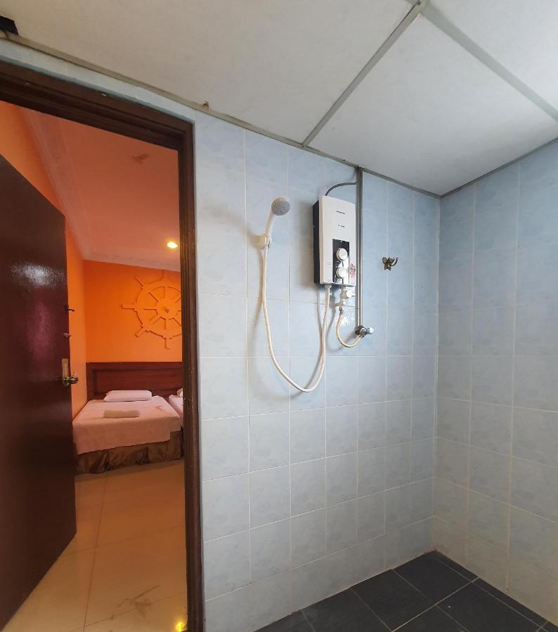 Highway Budget Hotel Ipoh Exteriör bild