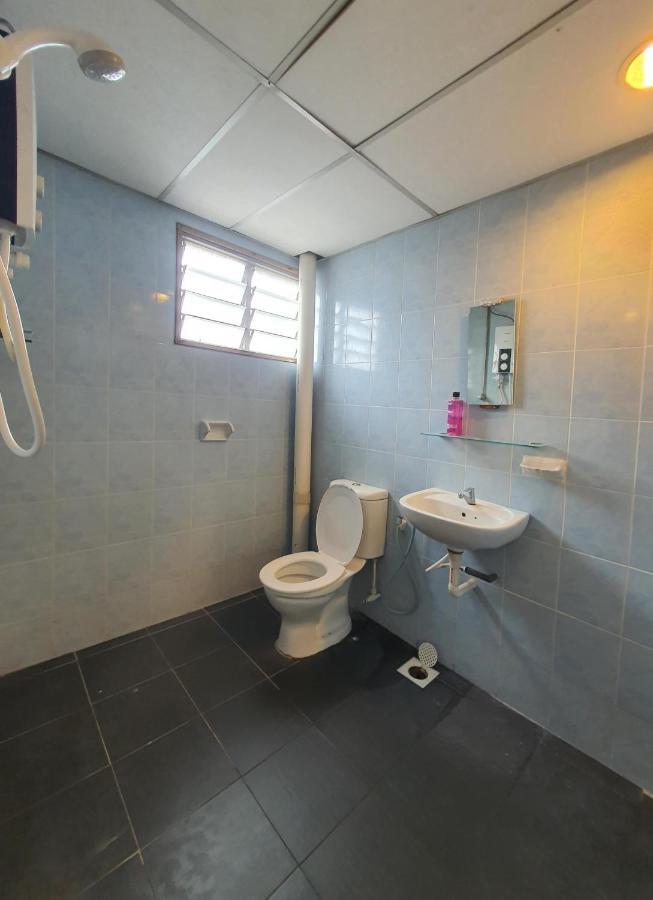 Highway Budget Hotel Ipoh Exteriör bild